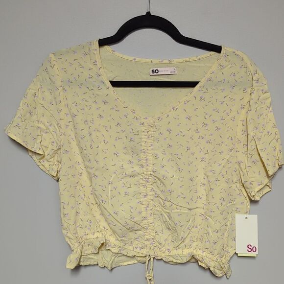 SO Yellow Floral Cropped Blouse NWT - Picture 1 of 7
